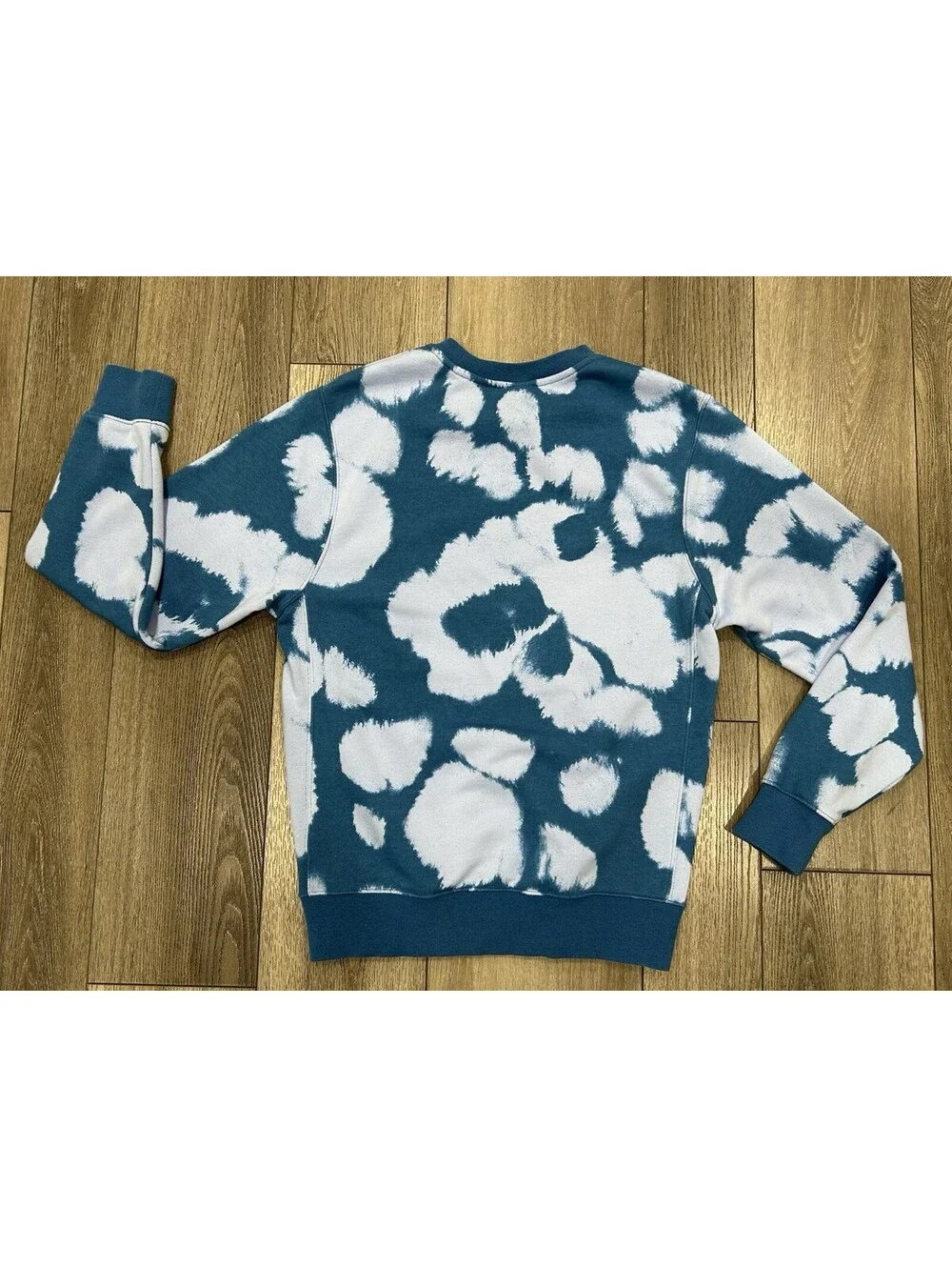 Nike Blue Tie Dye Paint Splotch Design Crewneck Sweatshirt Size Xs